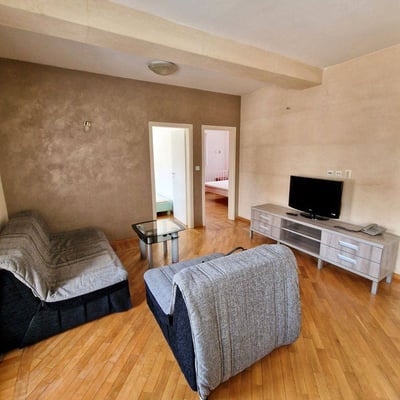 Location d’un appartement confortable de 3 pièces, 62 m², Vračar, Belgrade, Serbie